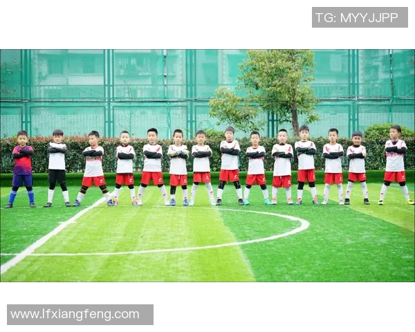 足球明星加盟跑男阵容揭秘他们的精彩瞬间与互动趣事